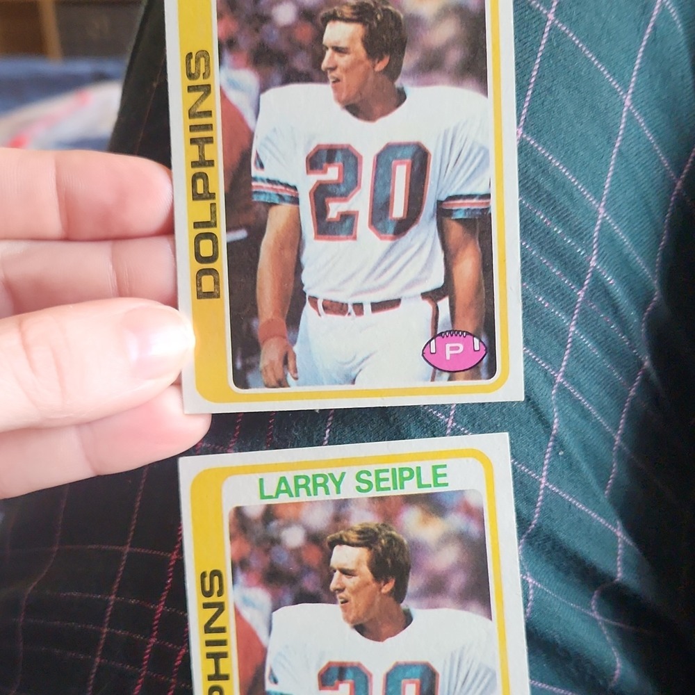 Topps 1978 Larry Seiple Miami Dolphins NFL Football Card Lot (2 Cards)